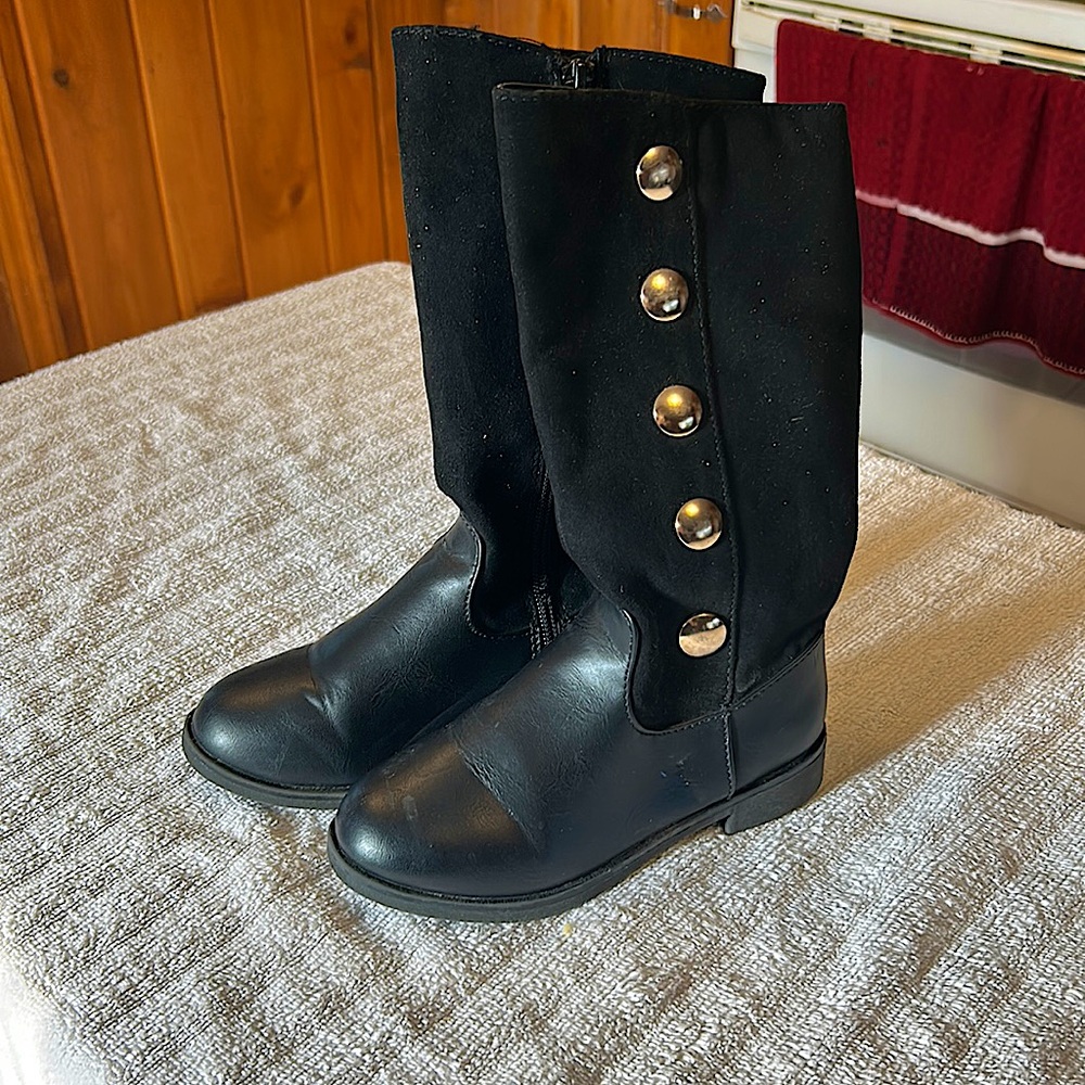 Girls size 11 boots